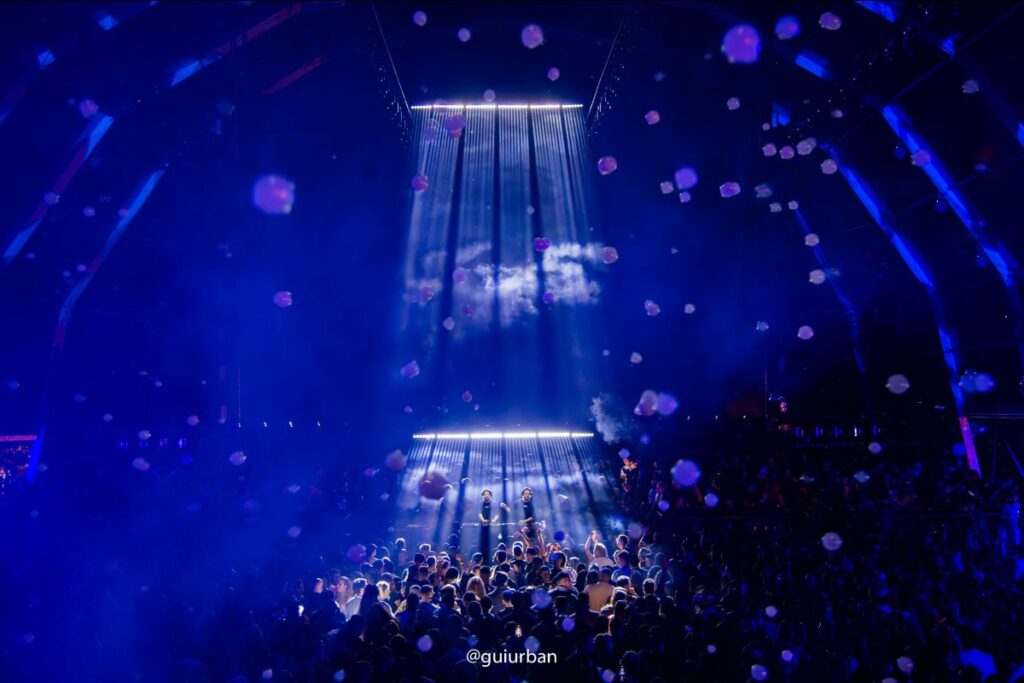 RUBACK na estreia da ERRORR no Ame Club. Créditos: Gui Urban